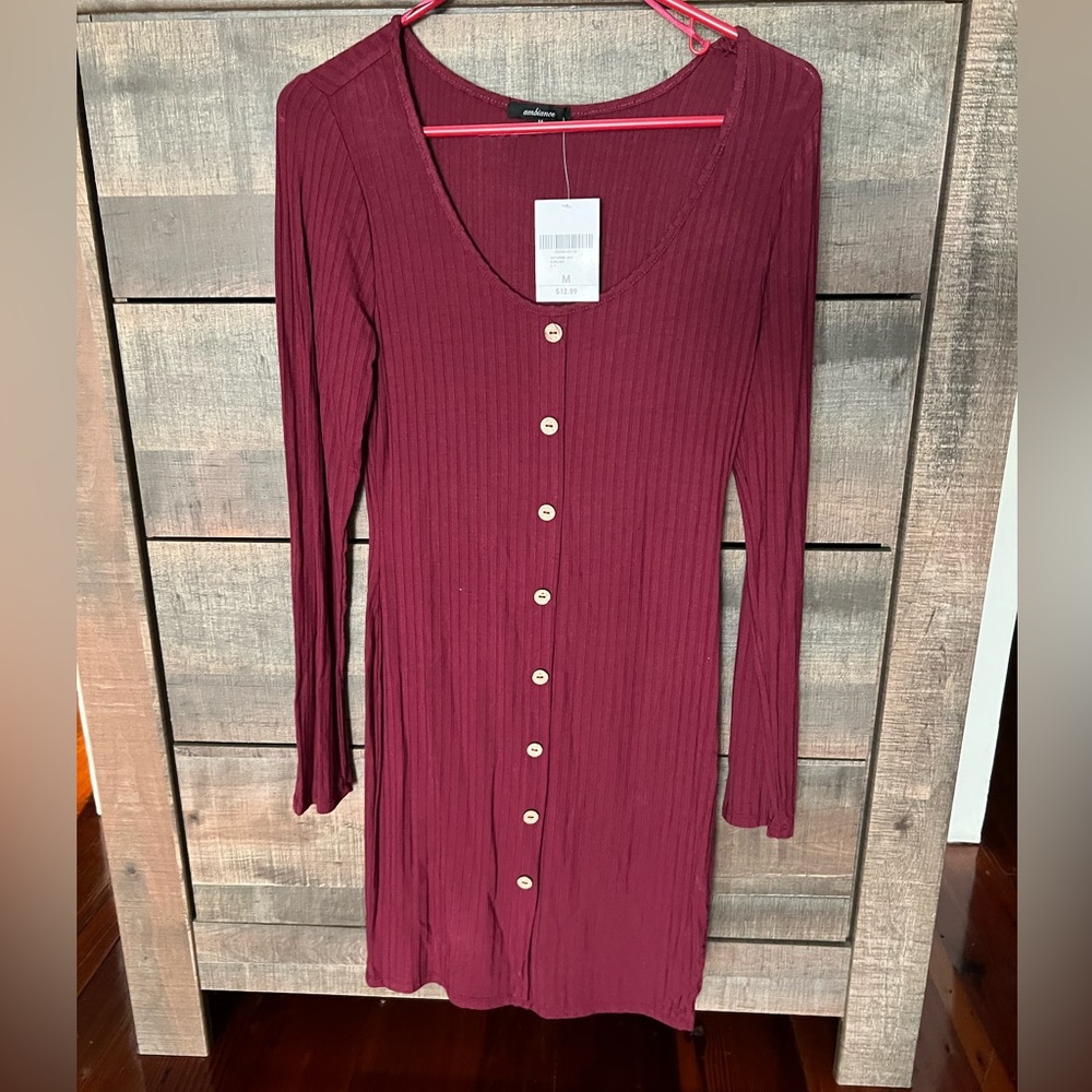 Ambiance Forever 21 bodycon dress sz Medium NWT buttons down middle burgundy